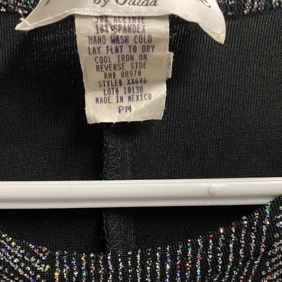 *Ronni Nicole Petite By Ouida* Black & Silver Abstract Sleeveless Blouse - Picture 4 of 4